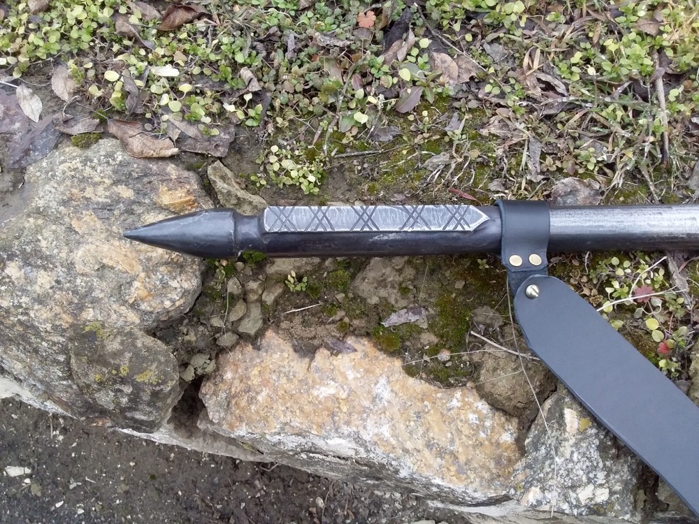 Dwarven hammer - pickaxe