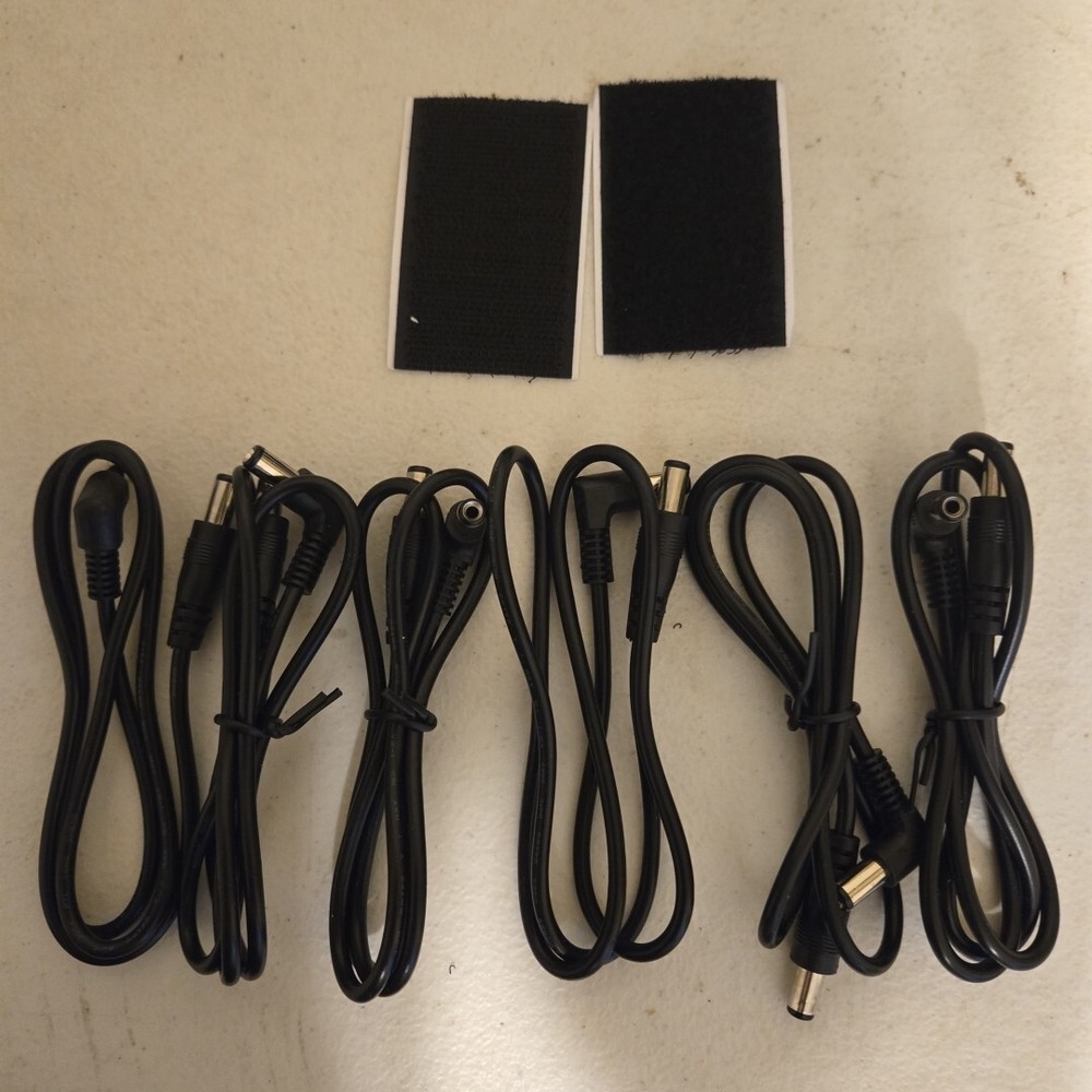 Mini Pedal Power Supply with 6 Outputs (GK-37)