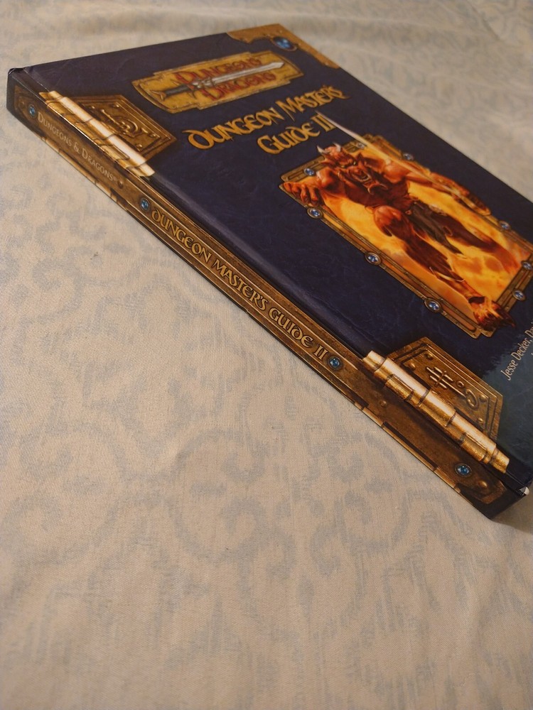 Dungeons & Dragons Dungeon Master's Guide II Very Fine Condition