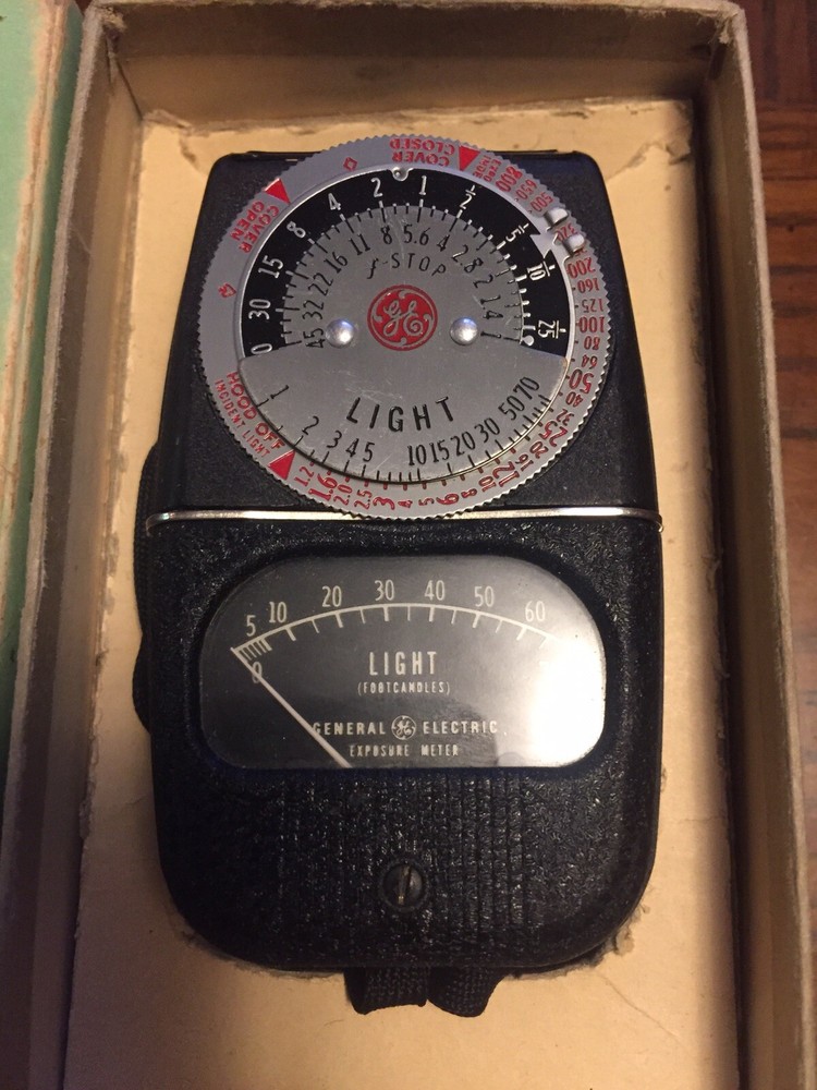 GENERAL ELECTRIC EXPOSURE METER TYPE DW-68 works