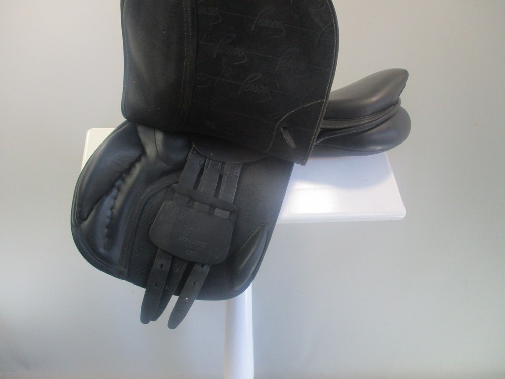 Pessoa Gen X Jump Saddle 16"