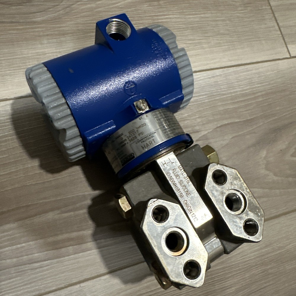 Foxboro IDP10-T22B11F Pressure Transmitter Used
