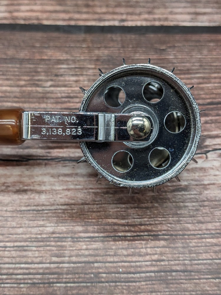 Hostess Meat Tenderizer Bakelite Handle Original Box Stainless Kitchen Gadget