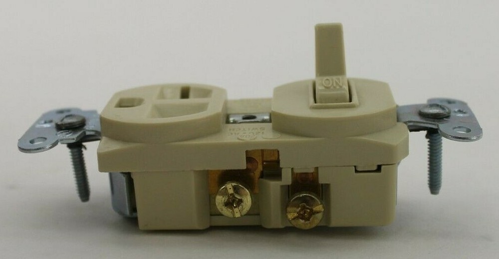 Pass & Seymour 671-I Combination Device