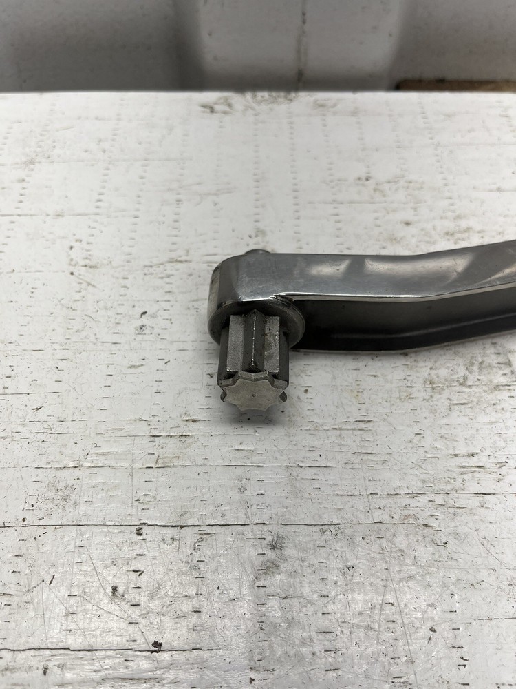 Avant Sailboat Winch Locking Handle, Missing It’s Handle