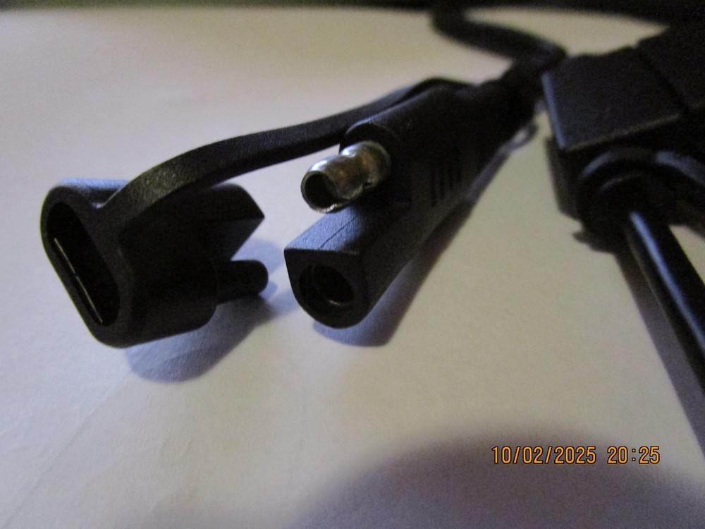 Battery Charger Connector ~ NEW