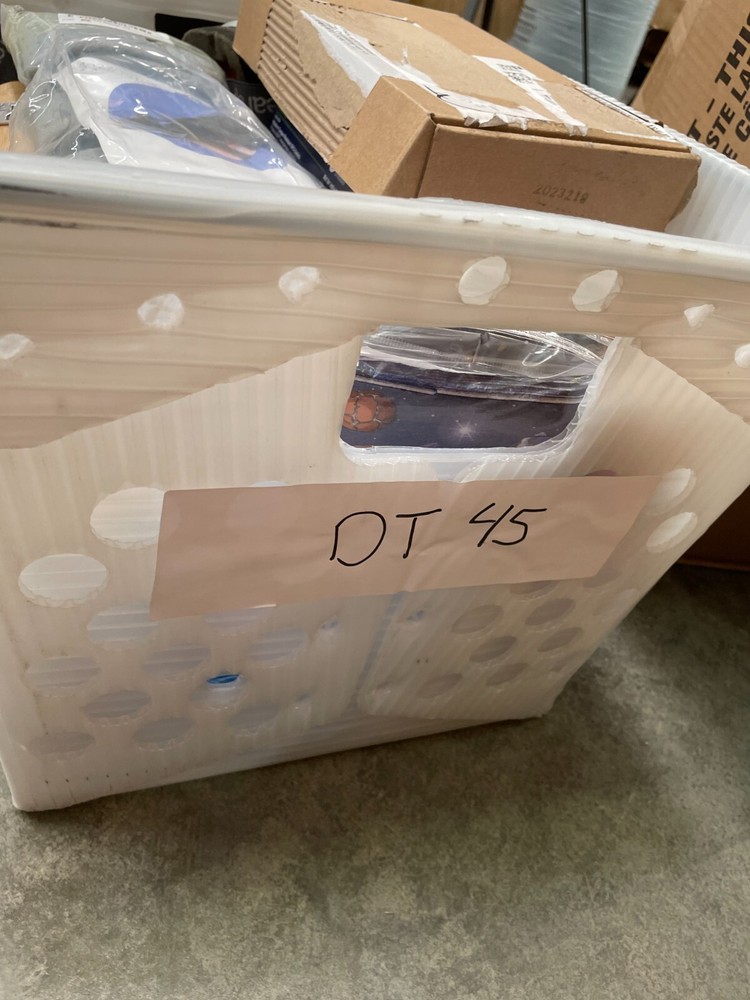 Assorted Crochet Hook Set + Carrying Bag