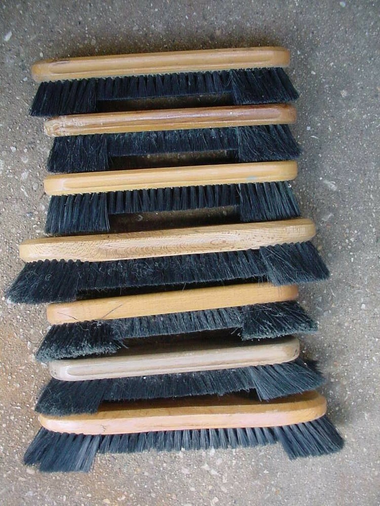 BILLIARDS POOL TABLE BRUSHES