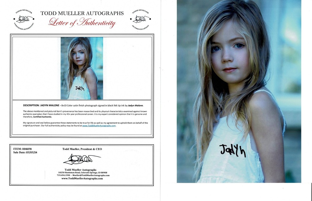 JADYN MALONE  SIGNED 8x10 PHOTO "ARRIVAL"  TODD MUELLER COA