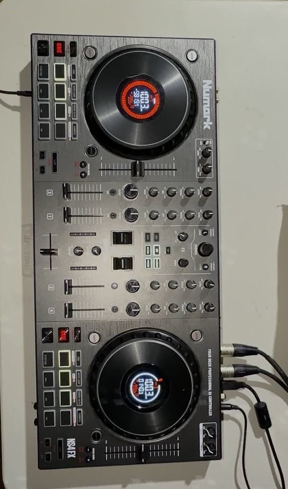 Numark NS4FX 4-Deck DJ Controller, Built-in Mixer, Serato, PC/Mac, Black