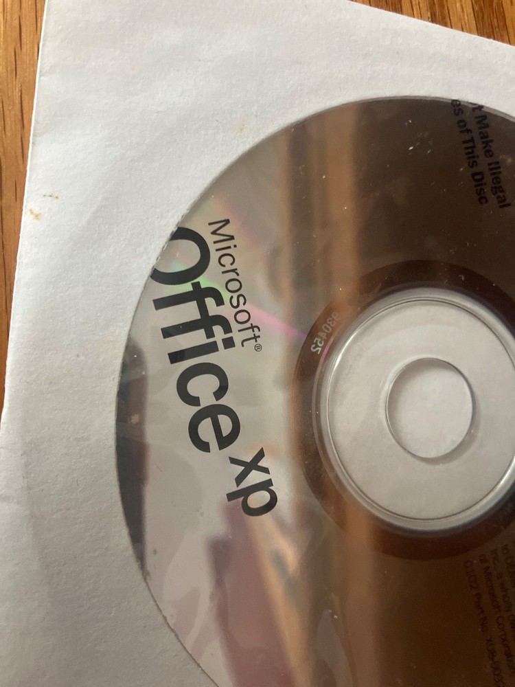 MICROSOFT OFFICE XP VERSION 2002 SERVICE PACK 1 DISC CD. PLUS PRODUCT KEY SEALED