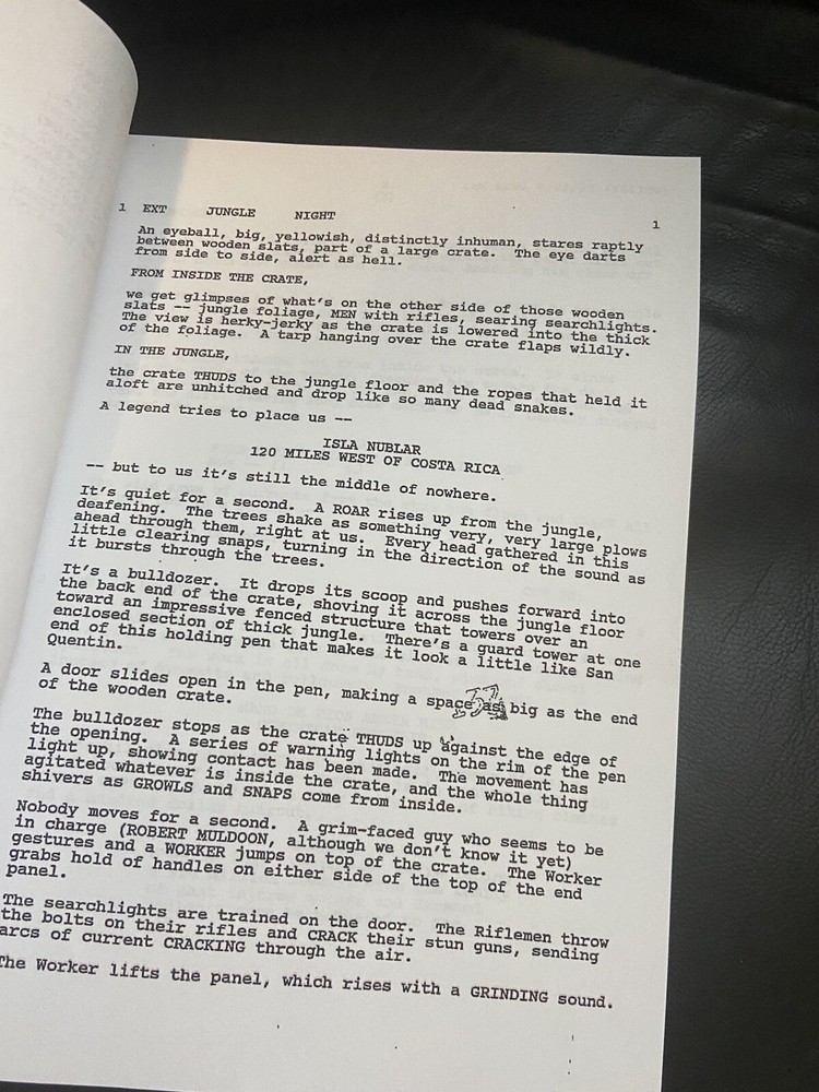 Universal™ JURASSIC PARK (1993) Rare Script MICHAEL CRICHTON Original Screenplay