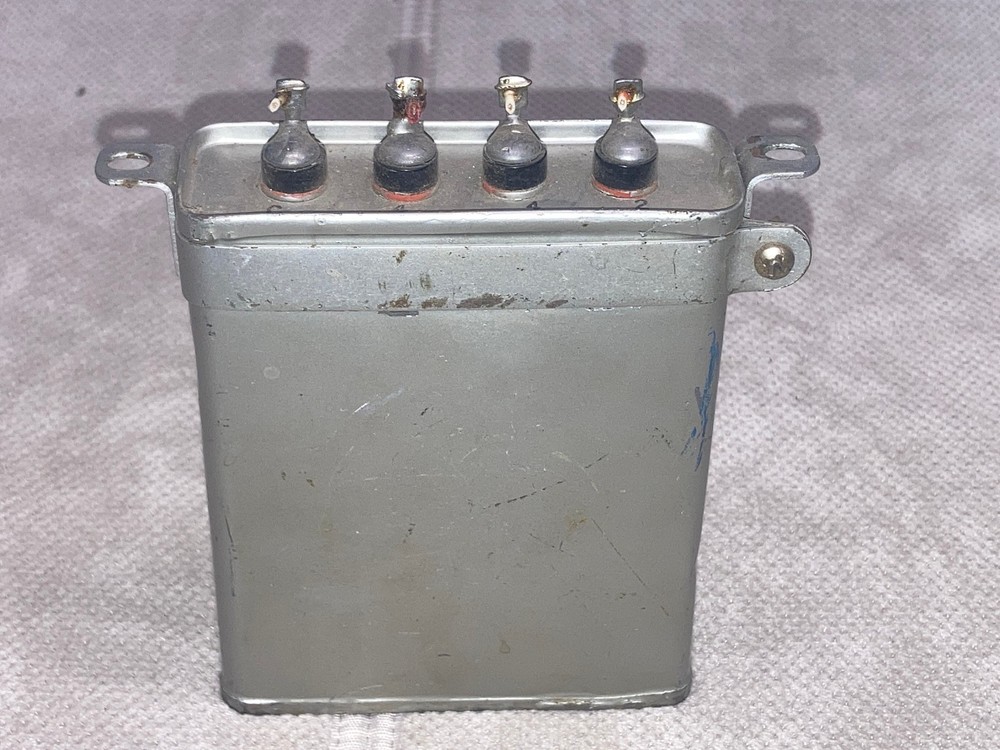 Cornell-Dublier 3 Section 600V Capacitor - 4 mfd, 4 mfd and 2 mfd
