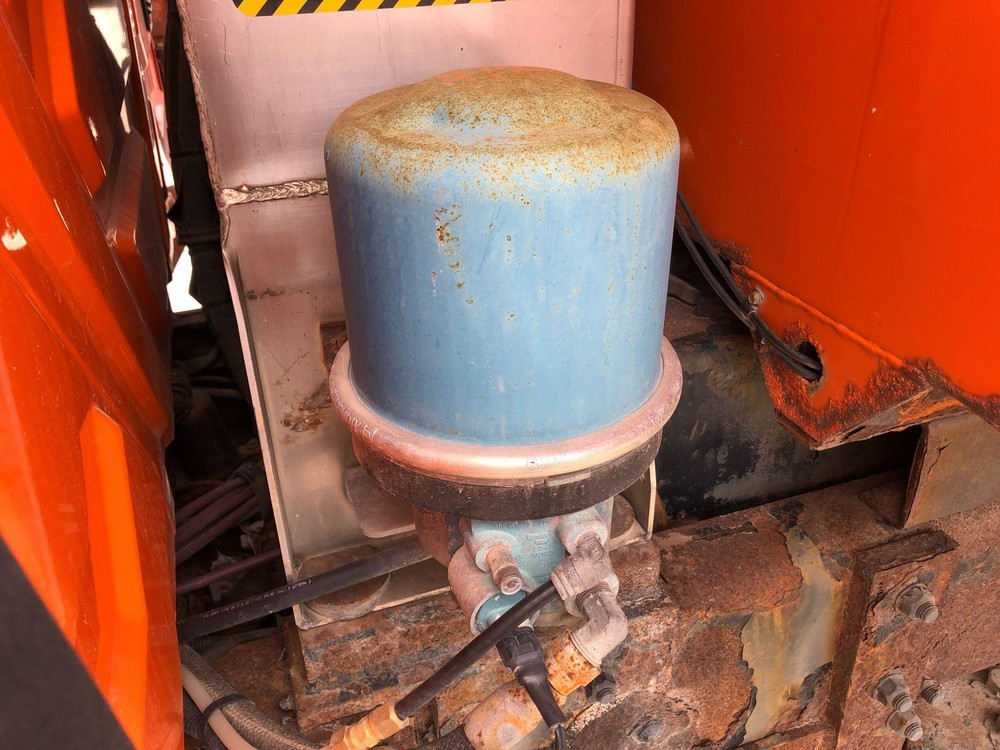 Bendix AD-IP Air Dryer - Used