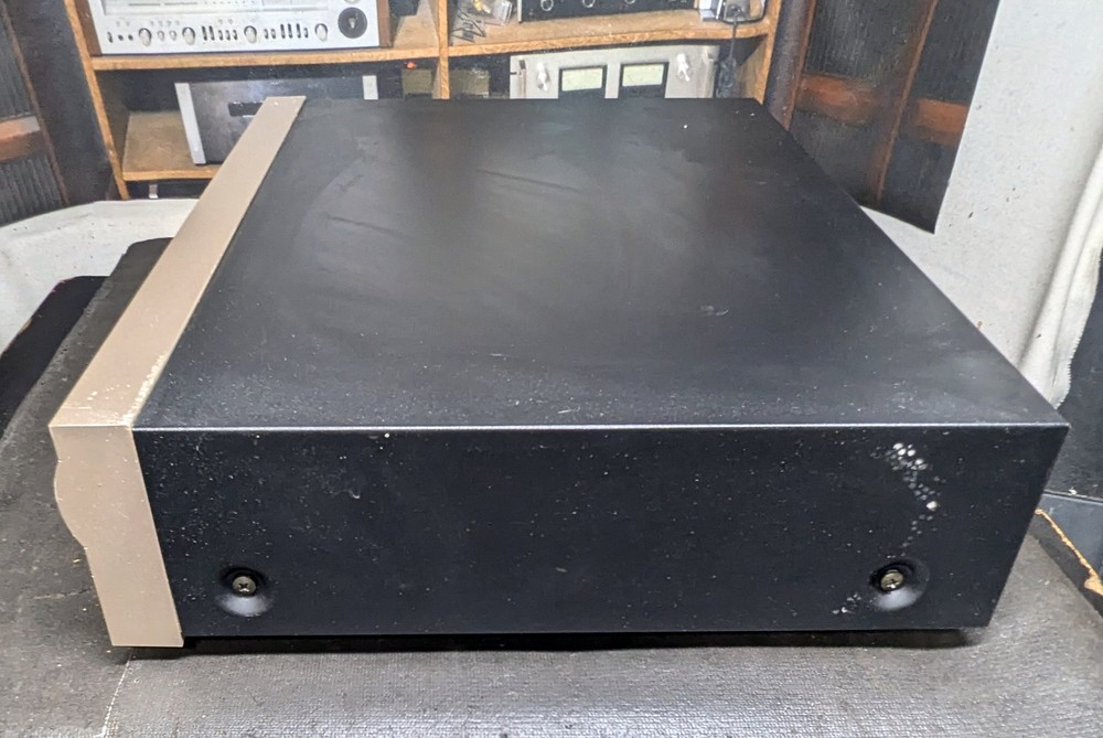 Harman Kardon HD7500 CD player