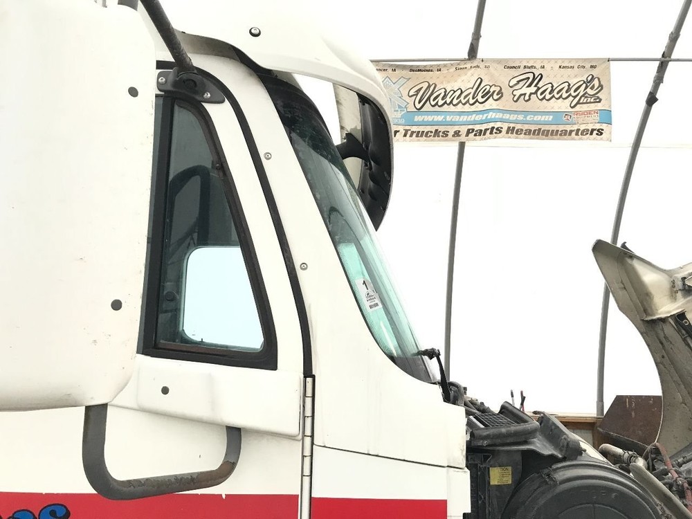 Freightliner COLUMBIA 120 Right/Passenger A Pillar Panel - Used