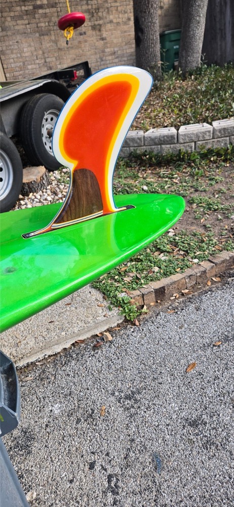 surfboard fin