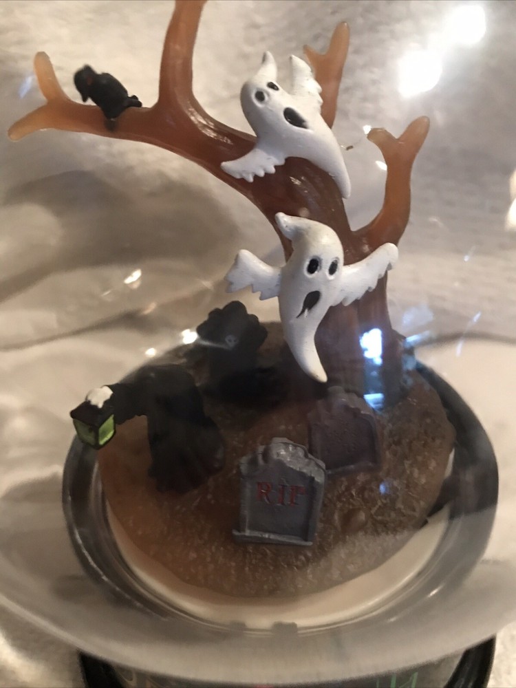 2012 Gemmy Halloween Globe Beware Cemetery Graveyard Ghosts Tornado WORKS! 6”x4”