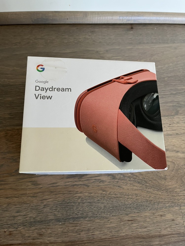 Google Daydream View Virtual Reality Headset VR w/Controller