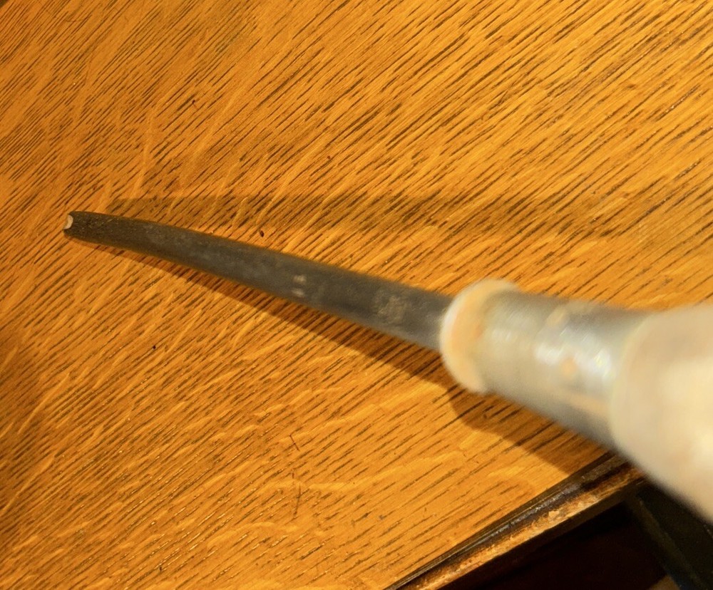 Vintage 1204 MAC #4 Phillips Screwdriver Wood Handle ~ EC