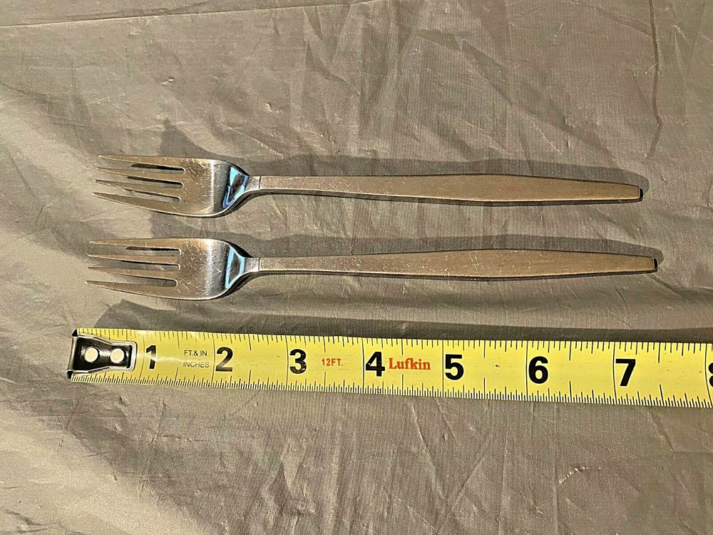 Midcentury Modern 16 Piece Bolero Stainless Flatware