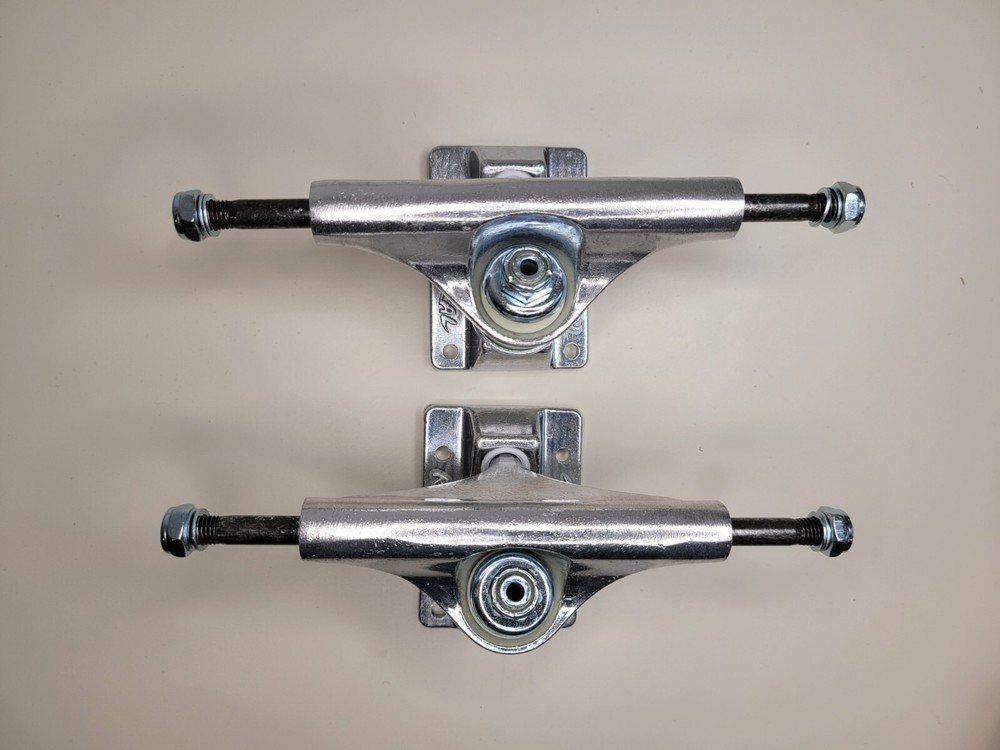 4.5" skateboard trucks