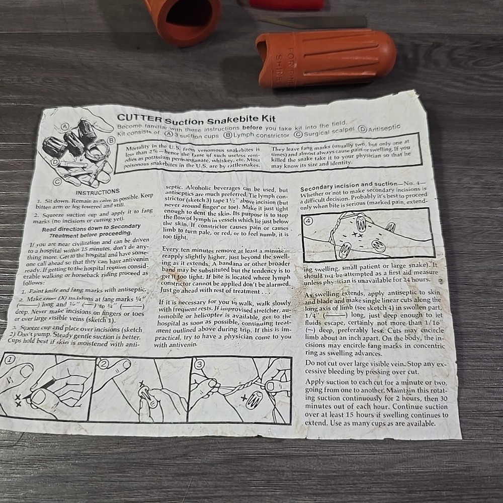 VINTAGE CUTTER SNAKE BITE KIT - 1968