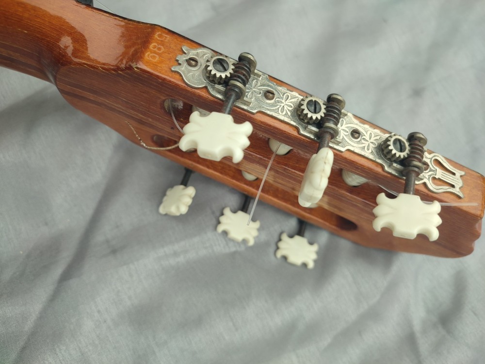 Klasszikus gitár, Hubert Heerbeck gitár