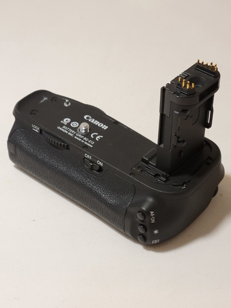 Canon BG-E13 Battery Grip for EOS 6D - Excellent Condition!