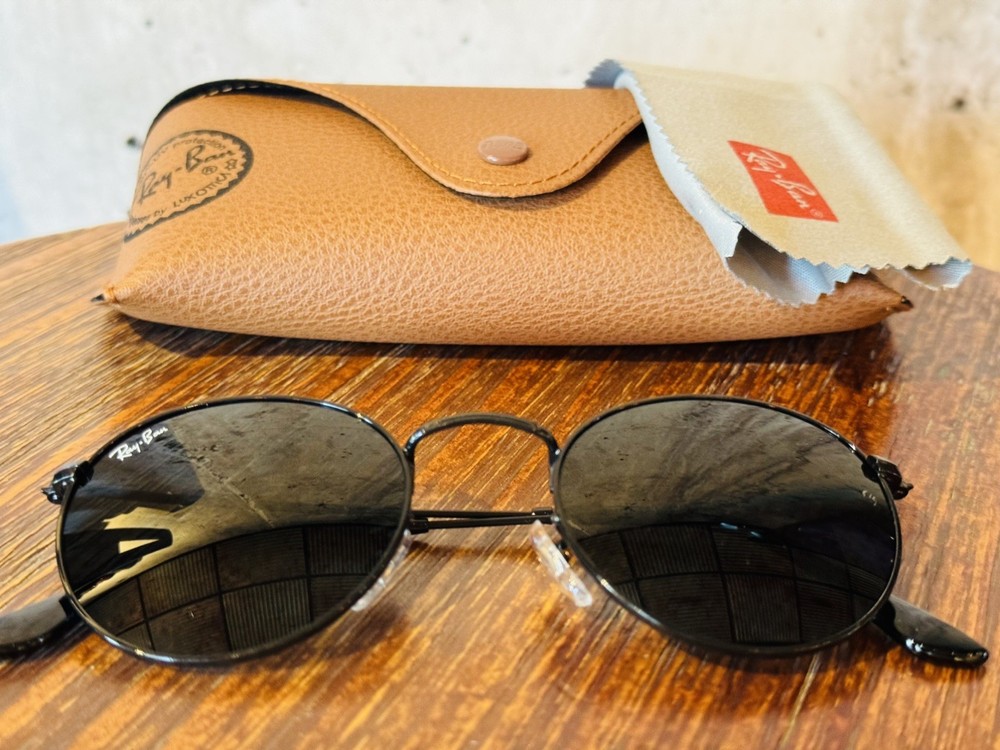 Ray-Ban RB3447 Round Black Frame - Black Lens