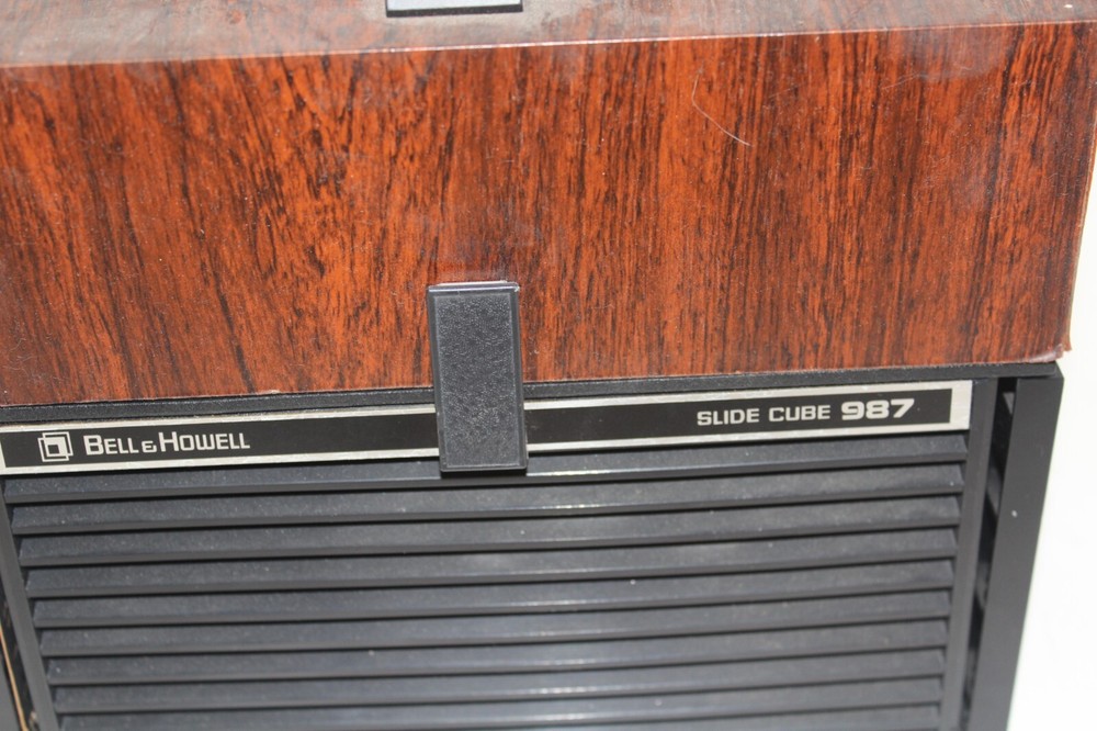 Bell & Howell Slide Cube 987 Vintage Projector *Untested