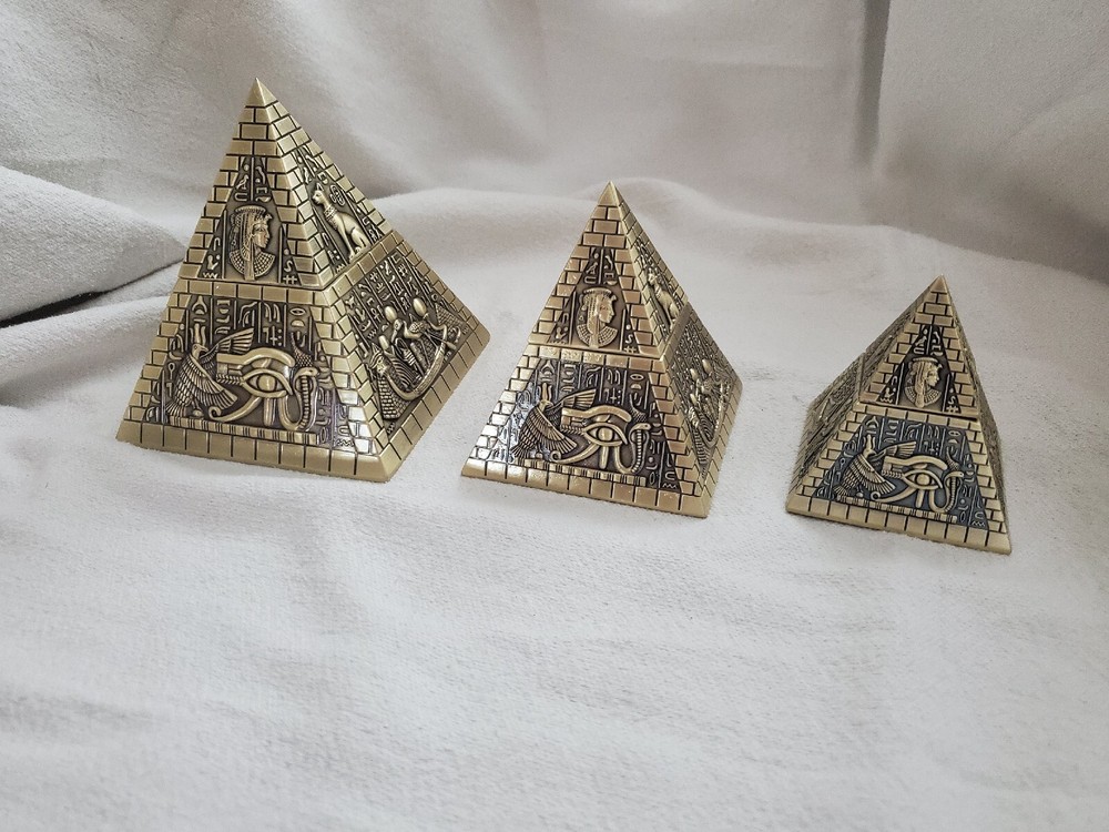 Metal Egyptian Pyramids Sculptures Set (3 Pcs)