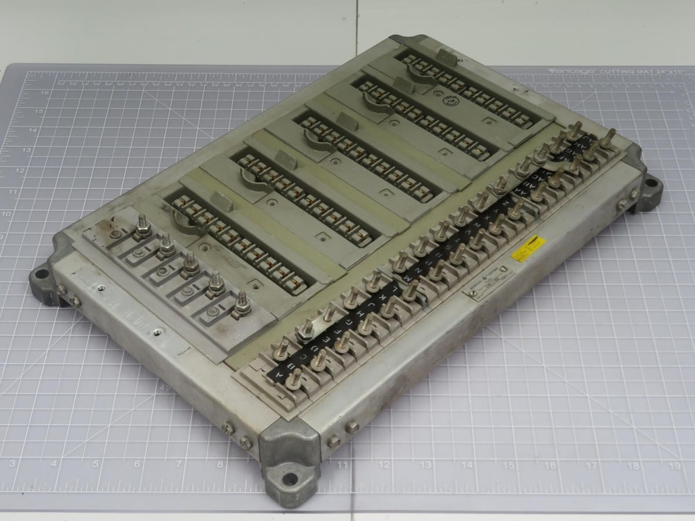 GE 17FL11B2 CHASSIS MODULE PANEL T202012