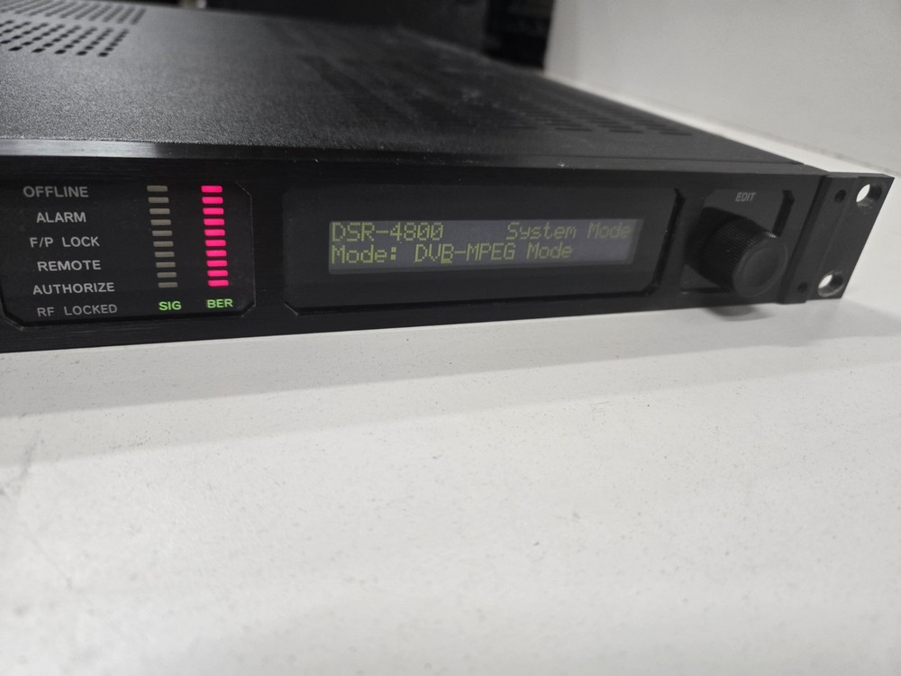 General Instrument DSR-4800 digital satellite broadcast receiver decoder MPEG-2