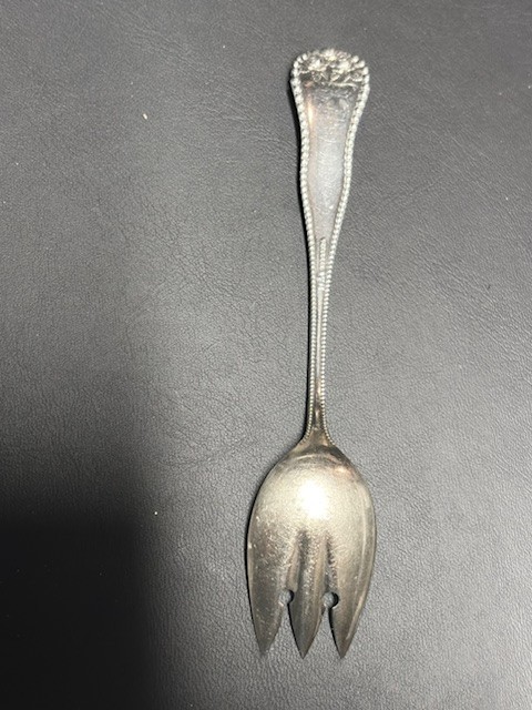 GORHAM ''LANCASTER'' 925 STERLING SILVER ICE CREAM FORK .CIRCA 1897