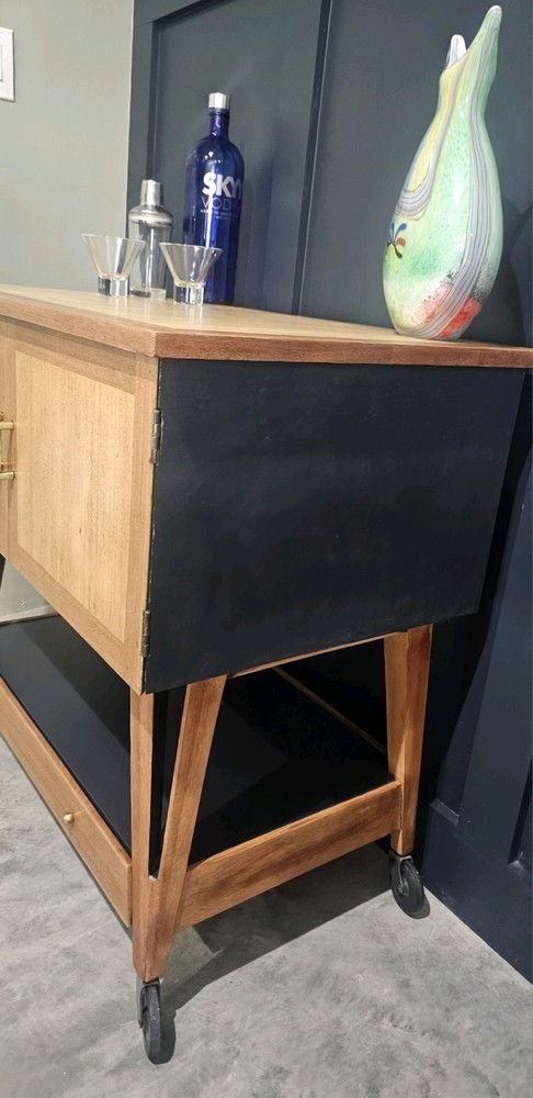 MCM Beverage Cart