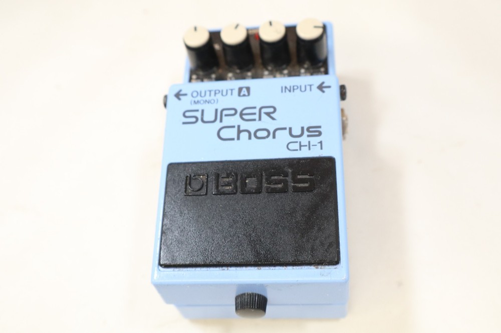 Boss CH-1 SUPER Chorus Effects Pedal