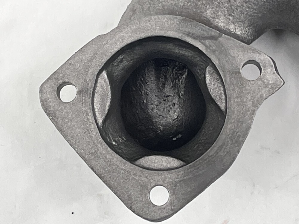 Cummins Thermostat Coolant Port 3943297
