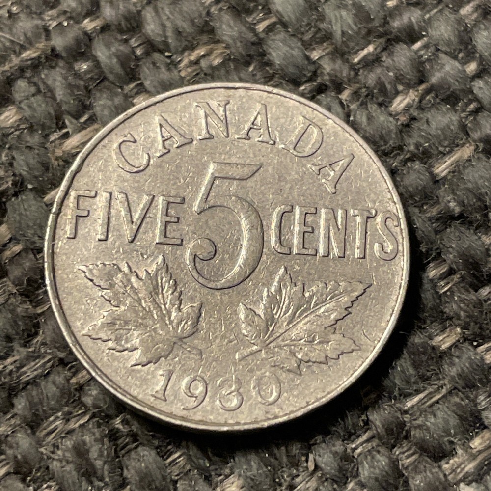 1930 Canada  5 Cents Nickel.
