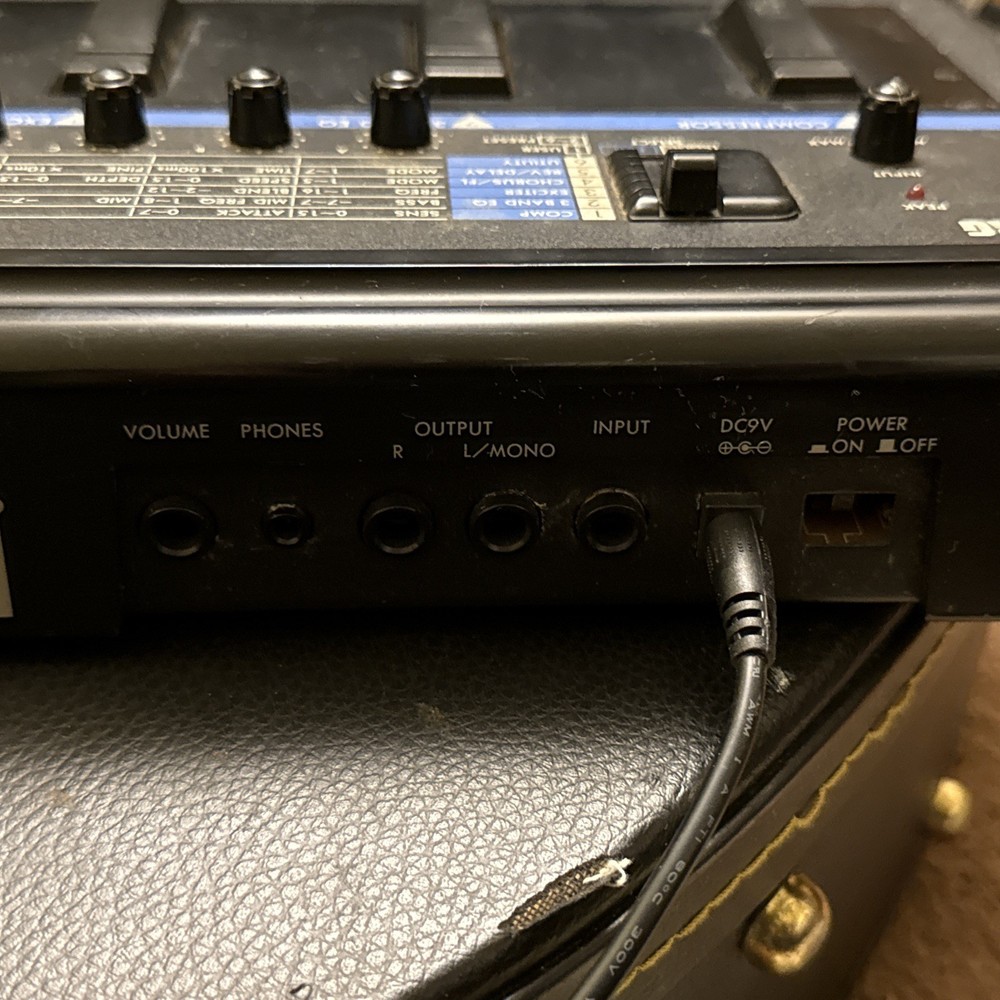 korg a5 multi effects processor Fx Pedal Board In Box With Power Supply Mint