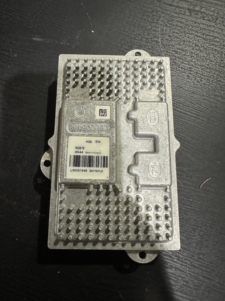 2015-2017 Cadillac Escalade HID Headlight Ballast Module OEM