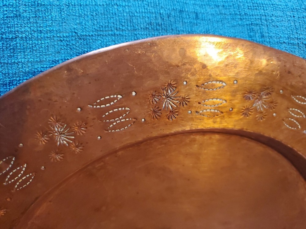 Vintage Copper Plate Hand Hammered Decor Edge Pattern Design Beautiful