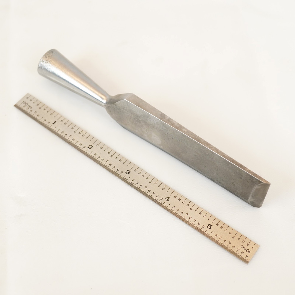 Vintage 1" Bevel Edge Socket Butt Chisel 5-5/8" Solid Steel Awaits Sharpening