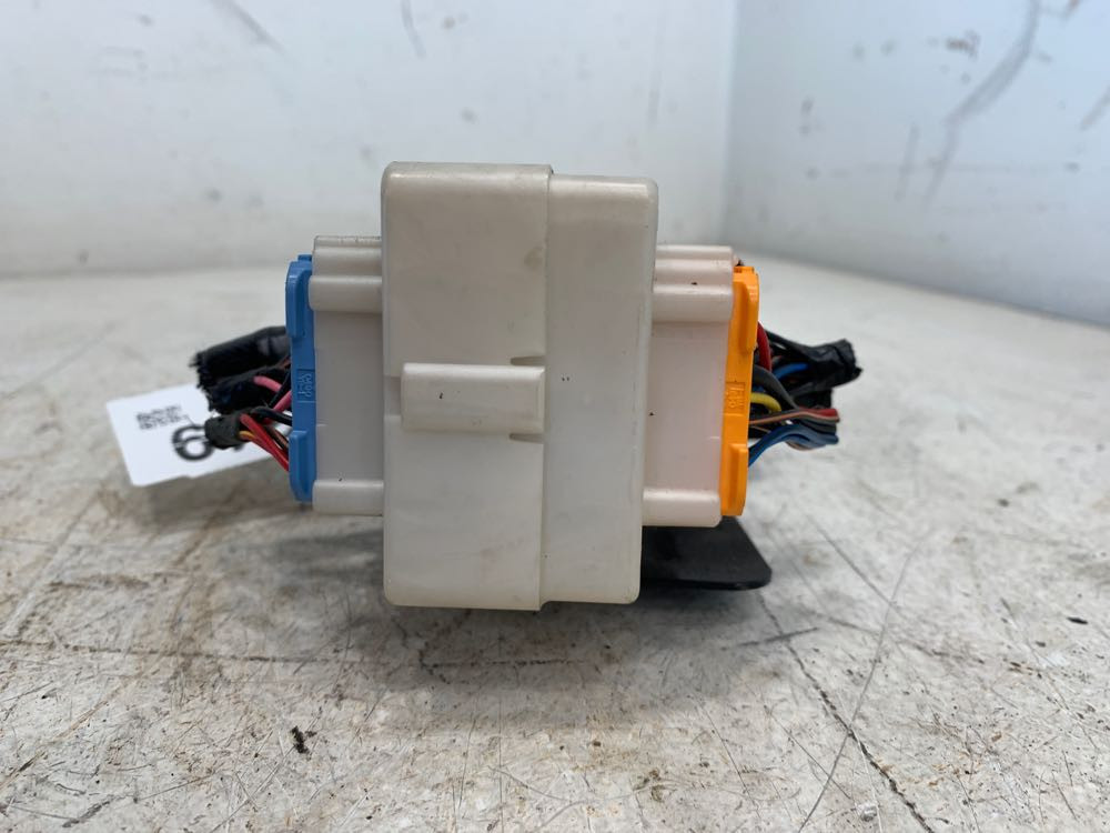 2009 GMC W4500 Fuse Panel (628-10319)