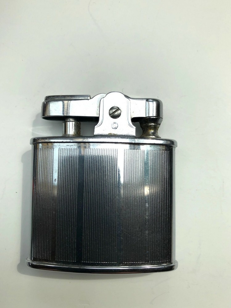 Vintage Ronson Standard Lighter With Pouch