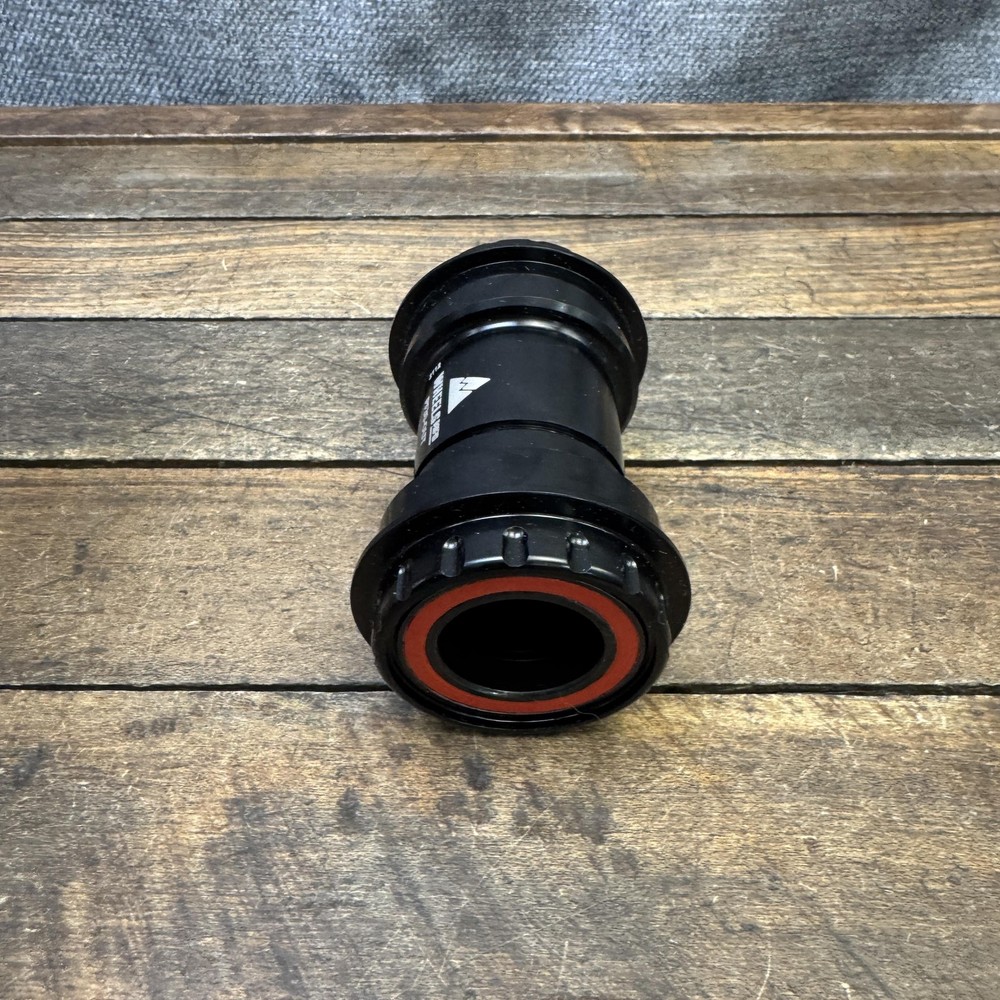 Wheels MFG PF30-OUT-15 Bottom Bracket 24mm Threaded Black Ceramic Zero