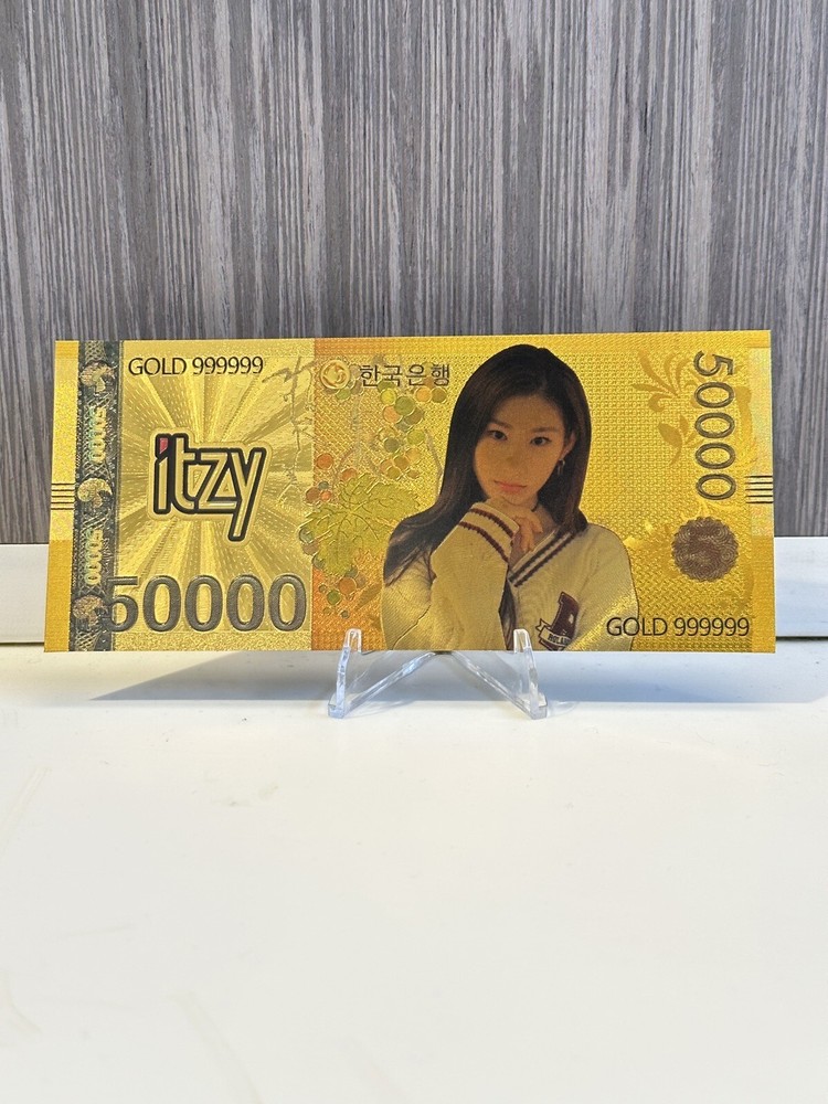 Chaeryeong - ITZY: 24k South Korean Won Gold Note