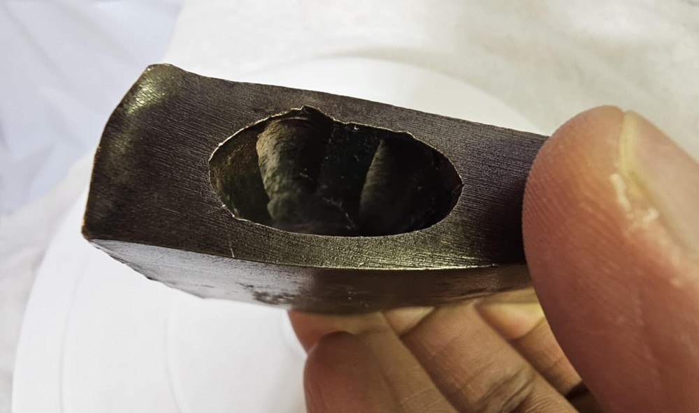 Vtg Rustic Single Bit Axe Head Tool -413g - A17