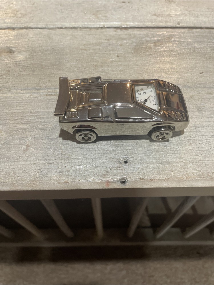 HV Lamborghini Desk Clock