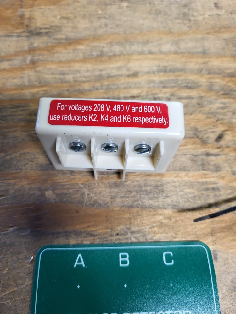CONTROL LAB JSC-88 VOLTAGE DETECTOR 208V 3PH 60HZ